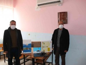 Kozan Belediyesinden Okula Robotik Kodlama Seti