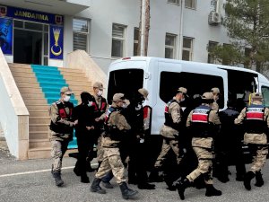 Siirt’te Terör Operasyonu: 5 Gözaltı