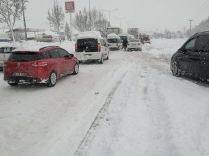 Tem Otoyolu Bolu-ankara Geçişi Ulaşıma Kapandı