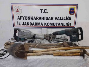 Define Arayan 6 Kişi Suçüstü Yakalandı