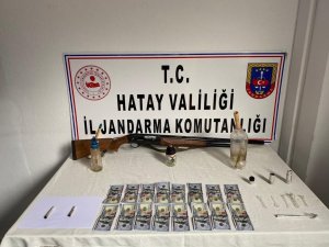 Hatay’da Uyuşturucu Operasyonunda Sahte Para Çıktı
