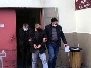 Mahkeme Çıkışı Bir Kişiyi Öldüren Şahıs Adliyeye Sevk Edildi