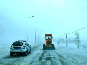 Van’da Ulaşım Durma Noktasına Geldi