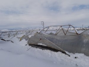 Kahramanmaraş’ta Seralar Karda Zarar Gördü