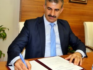 Çakü İle Ukrayna Zhytomyr Polytechnic State Üniversitesi Arasında İşbirliği Protokolü