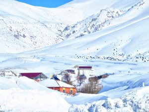 Kahramanmaraş’ta Kar Manzarası Eşsiz Güzellikler Sunuyor