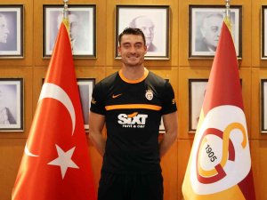 Albert Riera, Domenec Torrent’in Ekibine Katıldı