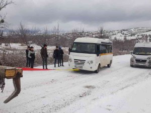 Manisa’da Karla Mücadele Sürüyor