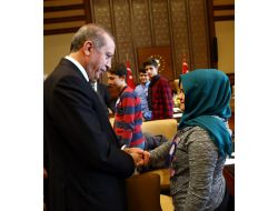 Cumhurbaşkanı Erdoğan, Afad Tarafından Misafir Edilen Çocukları Kabul Etti