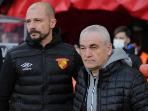 Spor Toto Süper Lig: Göztepe: 1 - Dg Sivasspor: 0 (İ̇lk Yarı)