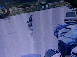 Bodrum’da Bıçaklı Saldırgan Dehşeti