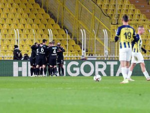 Spor Toto Süper Lig: Fenerbahçe: 1 - Altay: 1 (İ̇lk Yarı)