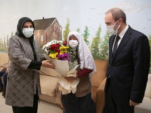 Vali Epcim Huzur Evi Sakinleriyle Bir Araya Geldi