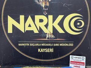 Kayseri’de Kamyonete Uyuşturucu Operasyonu: 3 Gözaltı