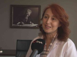 Prof. Dr. Erkekol: “Soğuk Ve Kuru Hava Virüsün İnaktive Olabilme Süresini Uzatıyor”