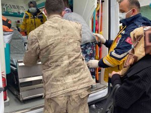 Jandarma Yaşlı Kadın İçin Seferber Oldu