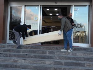 Gençlerin Tasarruf Ampullü Uyuşturucu Partisi Faciayla Sonlandı