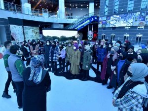 Karatay Belediyesinden Başarılı Öğrencilere Gezi Ödülü