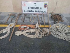 Kaçak Kazı Yapan 4 Kişi Suçüstü Yakalandı