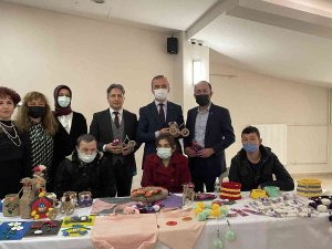 95 Eserini Sergileyen Çocuklar Başarıya İmza Attı