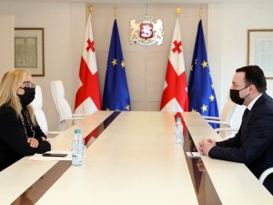 Gürcistan Başbakanı Garibaşvili, Büyükelçi Yazgan İle Görüştü