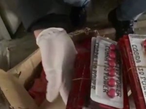 İ̇zmir Polisinden Cinsel Performans Arttırıcı Ürün Kaçakçılarına Operasyon