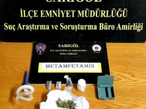 Sarıgöl’de Durdurulan Araçtan Uyuşturucu Çıktı