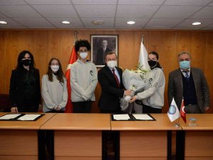 Buü’den Şükrü Şankaya Anadolu Lisesi’ne Bilimsel Destek