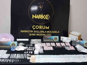Narkotik Timlerinden Uyuşturucu Satıcılarına Operasyon