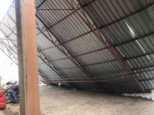 Mardin’de Kar, Sebze Halinin Çatısını Çökertti