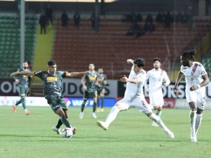 Spor Toto Süper Lig: Alanyaspor: 6 - Hatayspor: 0 (Maç Sonucu)