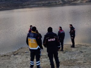 Baraj Yüzeyindeki Ceset İhbarı Ekipleri Harekete Geçirdi