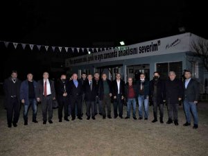 Başkan Akay: "Mahallelere Spor Tesisleri Yapıyoruz"