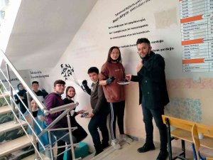 Anadolu Lisesi’nde “Duvarlar Konuşuyor” Projesi