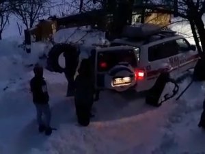 Elazığ’da Hasta Vatandaşın Yardımına Paletli Ambulans Yetişti
