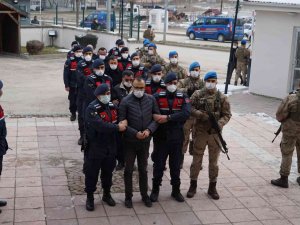 Kastamonu’daki Fetö Operasyonunda Gözaltına Alınan 14 Şüpheli Adliyede