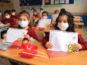 Adana’da 460 Bin 71 Öğrenci Karne Heyecanı Yaşadı