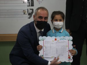 Kula’da 6 Bin 631 Öğrenci İlk Dönem Karnelerini Aldı