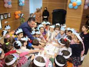 Minik Yüreklerden Okuma Bayramı Programı