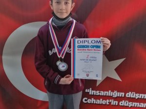 Bozdağ Short Track’ta Gümüş Madalya Kazandı