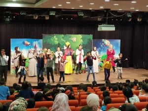 Sincan Belediyesinden Çocuklara Karne Hediyesi