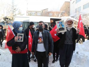 Hakkarili Annelerin Eylemi 25’inci Haftasında