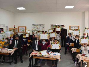 Manisa’da 258 Bin 944 Öğrenci Karne Heyecanı Yaşadı