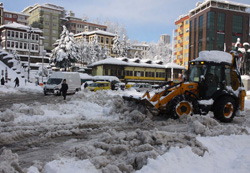 Rize'de Kar Temizleme Çalışmaları