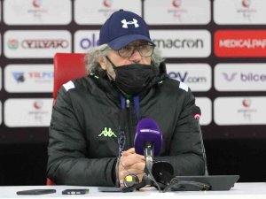 Mustafa Reşit Akçay: “Görevimden Ayrılıyorum”