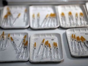 Fransa Anayasa Mahkemesi’nden Aşı Kartı Uygulamasına Onay