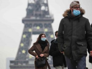 Fransa’da Son 4 Gündür Günlük Vaka Sayısı 400 Binin Üzerinde