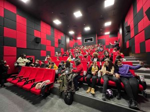 Agm Sinema Salonu Kapılarını ’İ̇yi Ki Varsın Eren’ İle Açtı