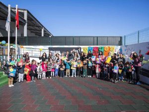 Büyükşehir Belediyesinin Kreşlerindeki Minikler Karne Heyecanını Tattı