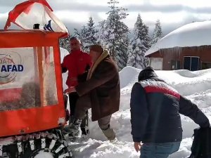 Yaylada Mahsur Kalanlar Kurtarıldı